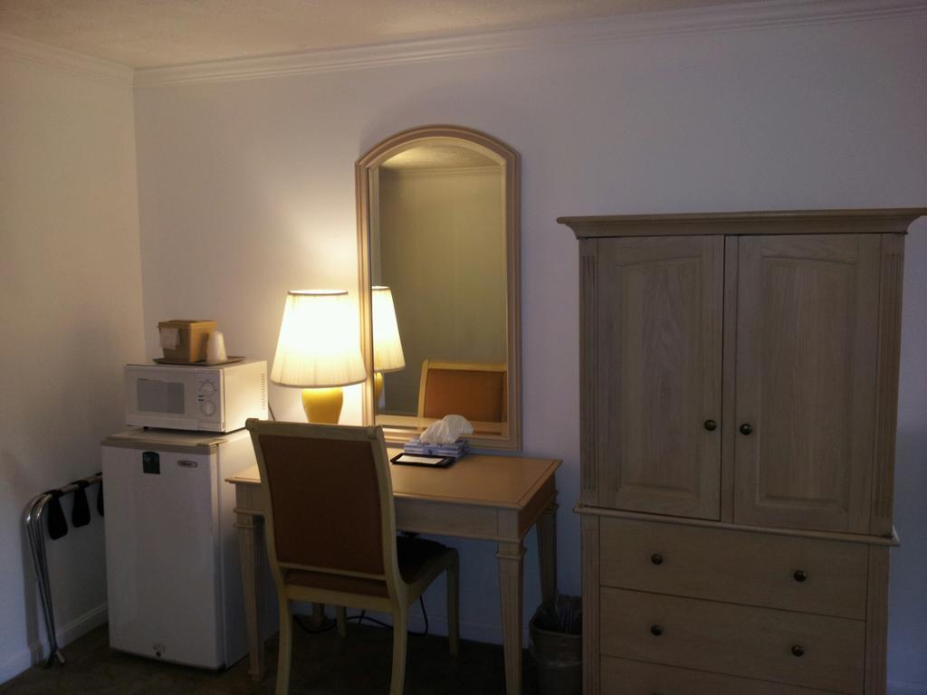 The Tallwood Motel ウェルズ 部屋 写真